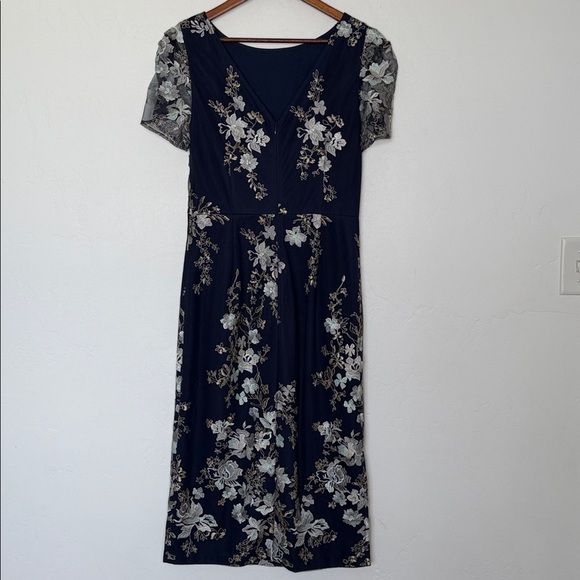 JS Collections Esmerelda Midi Cocktail Dress Navy Embroidered Fits Like Sz 6 NWT - Picture 4 of 6